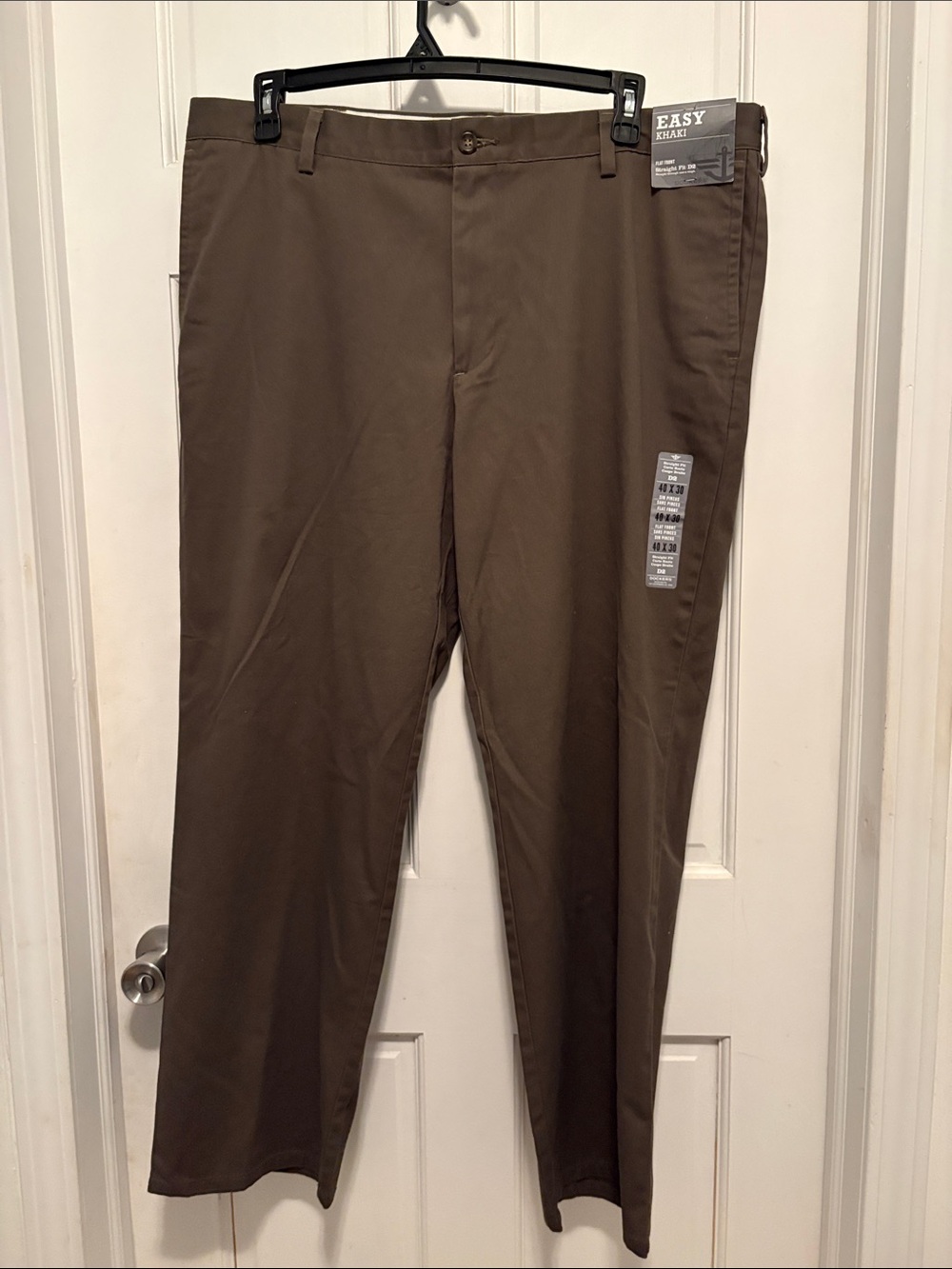 Dockers D2 Men’s Sage Green Dress Pants size 40 x 30 NWT